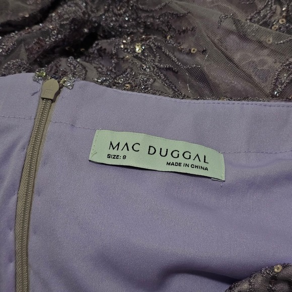 MAC DUGGAL Flutter-Sleeve Gown size 8 - Picture 5 of 8